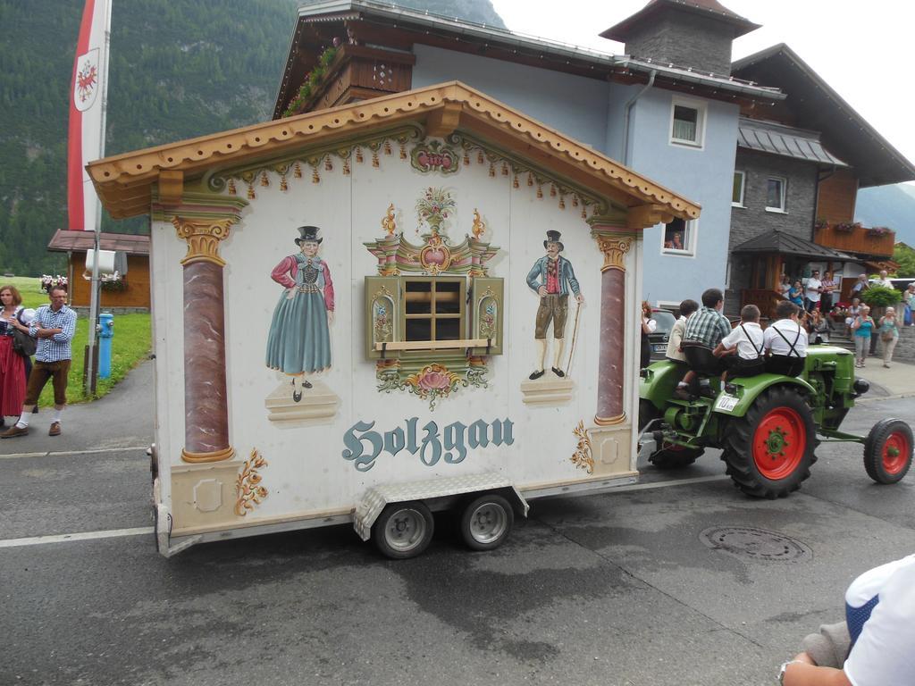 Pension Alpenperle Holzgau Ngoại thất bức ảnh