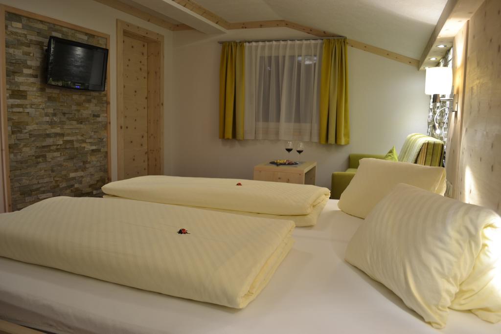 Pension Alpenperle Holzgau Ngoại thất bức ảnh